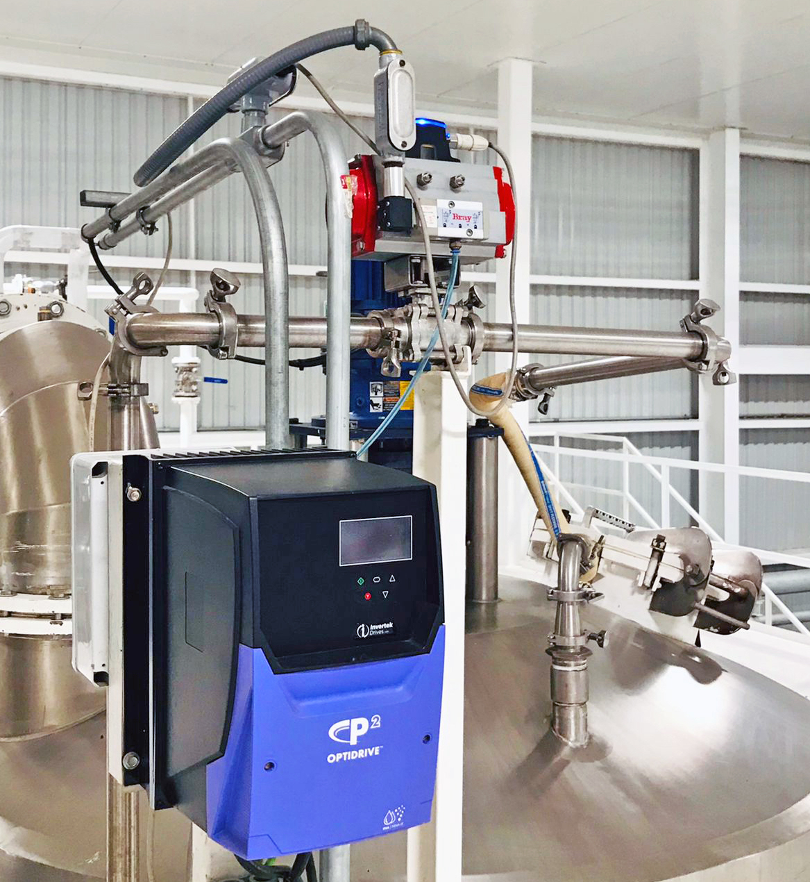 Automotive cleaning chemicals manufacturer turns to Optidrive P2 for mixer application 